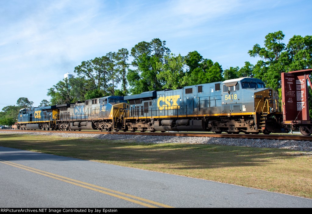 CSX 5418 and 422 trail on L795 (Waycross to Jacksonville turn)